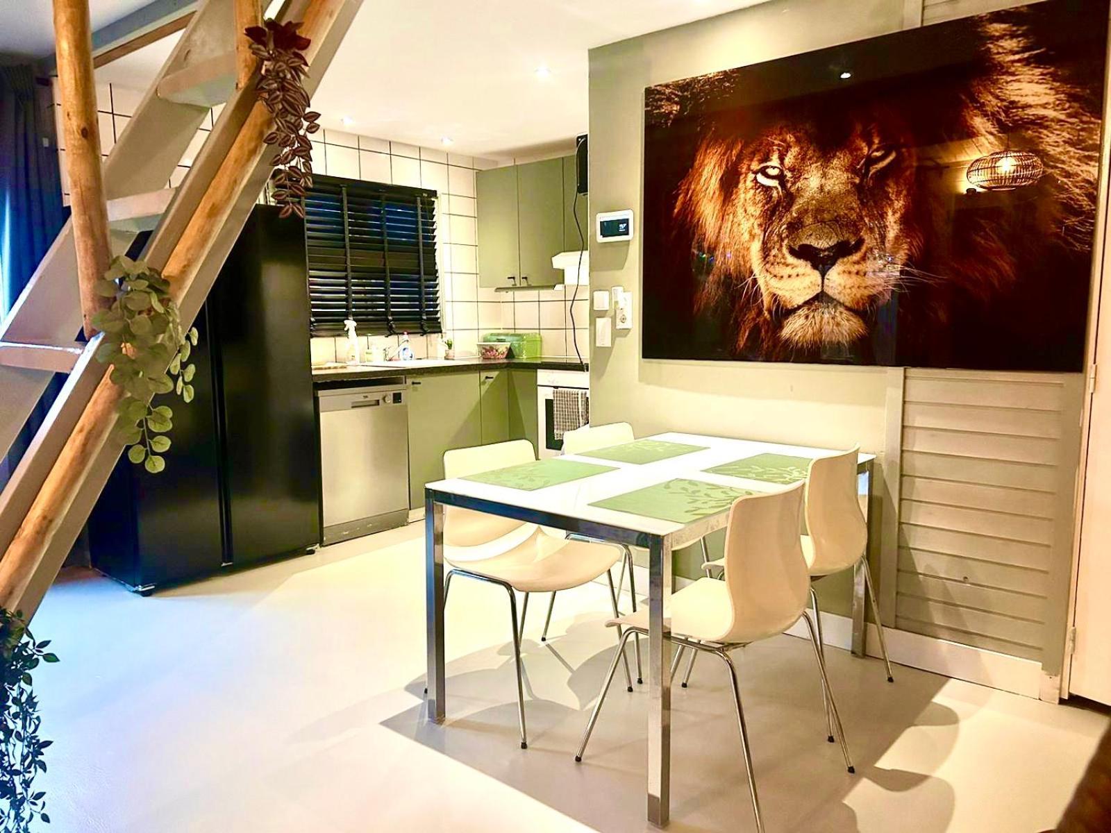 Jungle Style Lodge With Jacuzzi ,Sauna And Garden Near Amsterdam Vijfhuizen Екстериор снимка